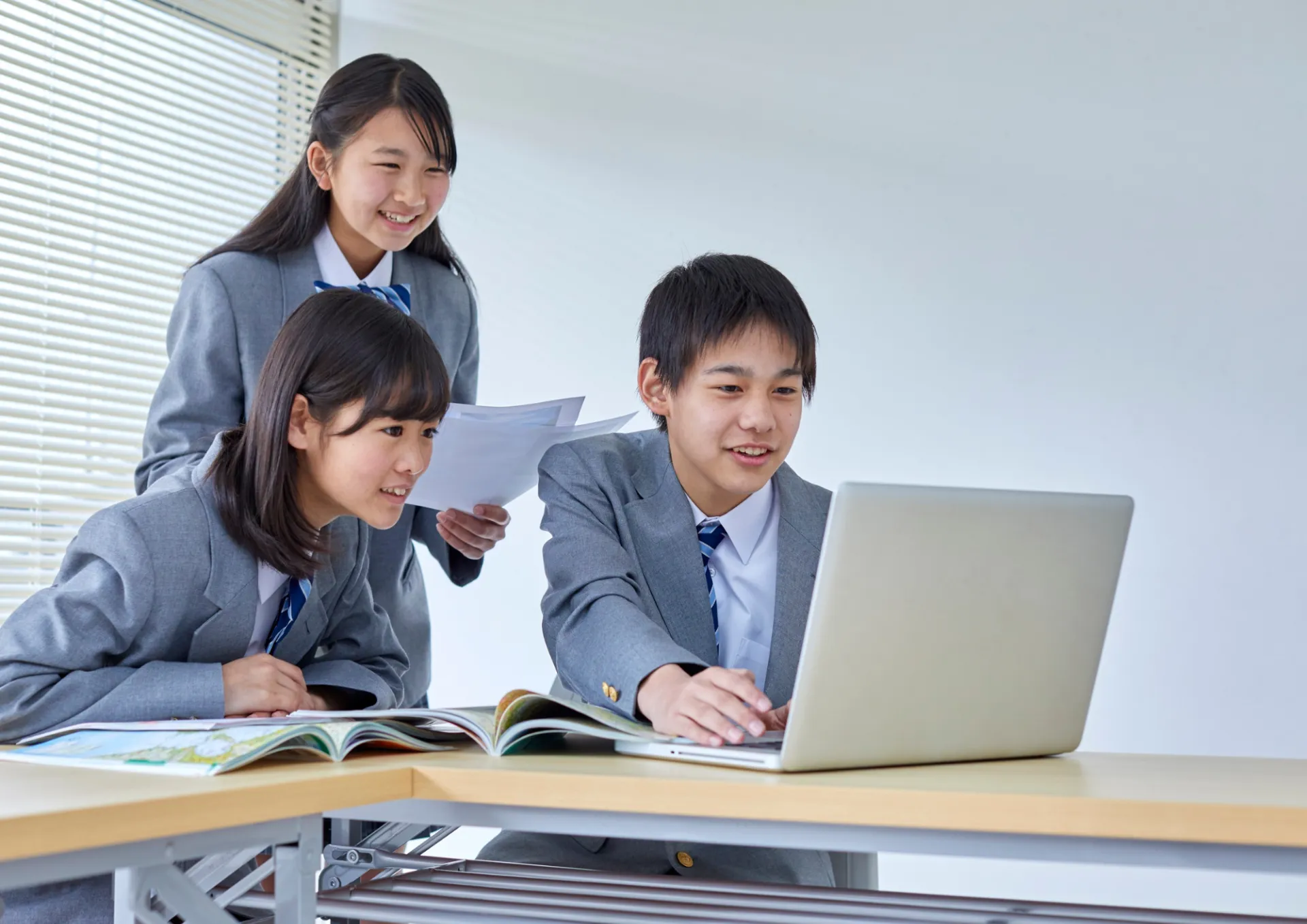 塾のオンライン授業は本当に意味がある？体験談とサポート体制の見極め方